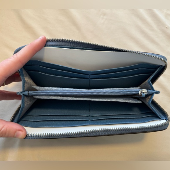 Michael Kors Bedford Denim Blue Python Continental Genuine Leather Wallet/Clutch - Picture 3 of 5